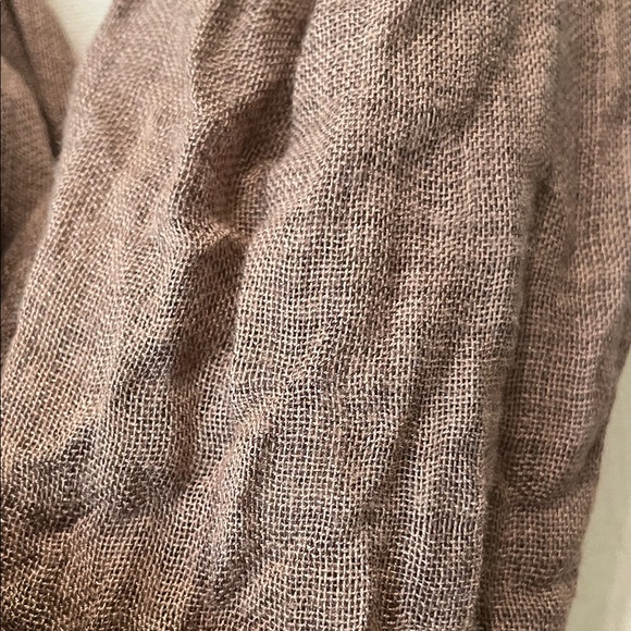 Abercrombie and Fitch Scarf Brown - Picture 2 of 5